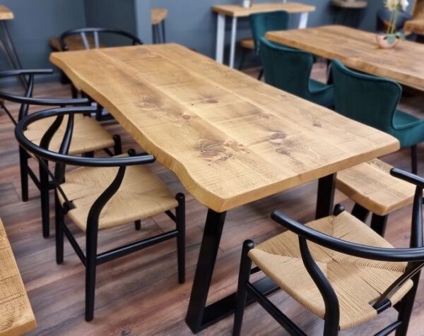 COMEDOR STARK